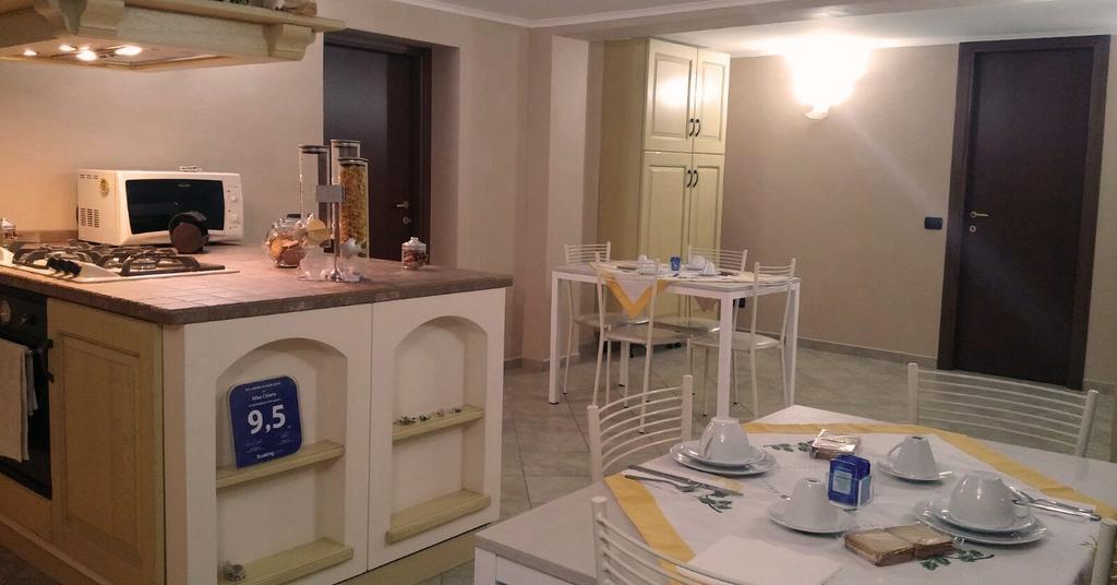 Alba Chiara Bed & Breakfast Anzio Bagian luar foto